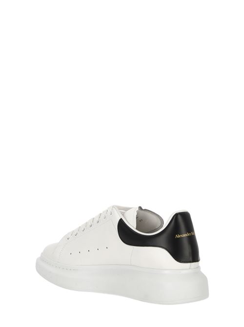 Sneakers in pelle con plateau 45mm ALEXANDER MCQUEEN | 553680WHGP59061